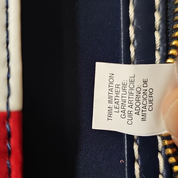 Tommy Hilfiger Purse - Picture 6 of 10